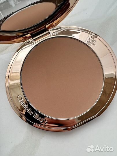 Charlotte Tilbury бронзеры Airbrush Flawless