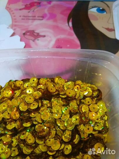 Атласная лента,пайетки