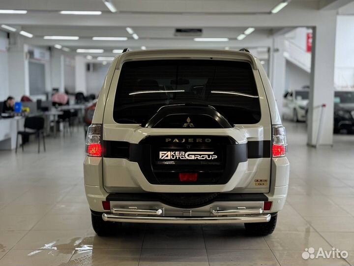 Mitsubishi Pajero 3.8 AT, 2019, 14 717 км