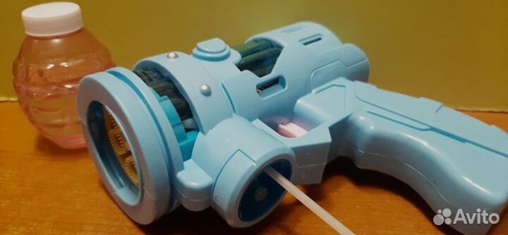 Генератор мыльных пузырей музыкальный