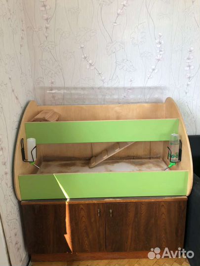 Стеллаж с тумбой для морских свинок