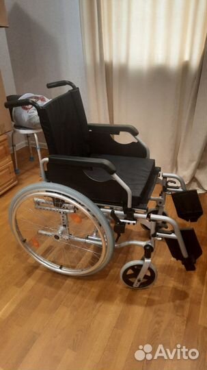 Инвалидное кресло