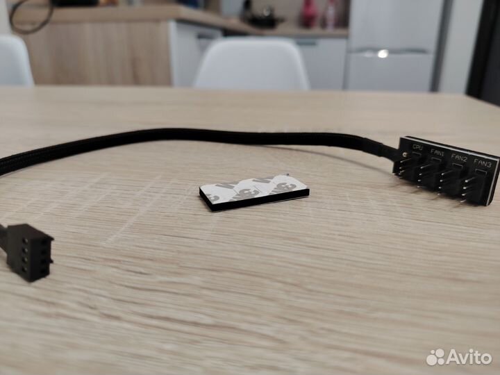Разветвитель на 4 вентилятора / хаб для куллера пк