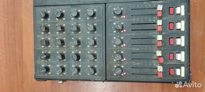 Микшерный пульт карат