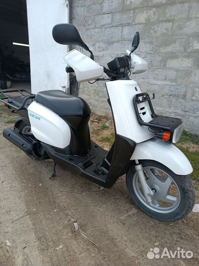 Скутер Yamaha Gear UA8J