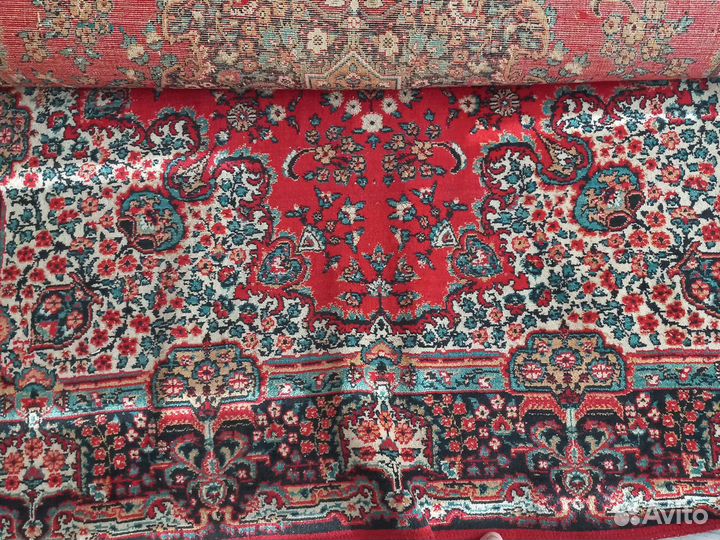 Ковер шерстяной