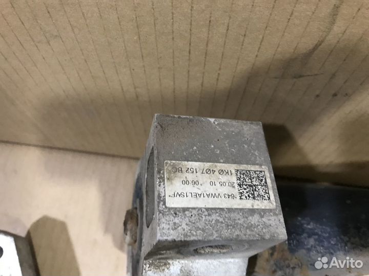 Рычаг передней подвески Skoda Octavia A5