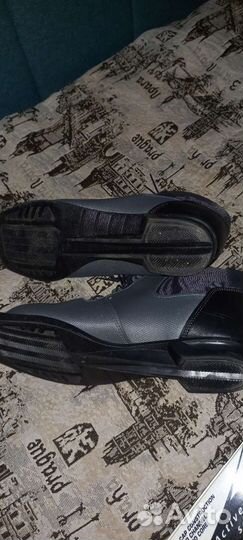 Ботинки лыжные 42 размер