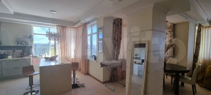3-к. квартира, 120 м², 3/5 эт.