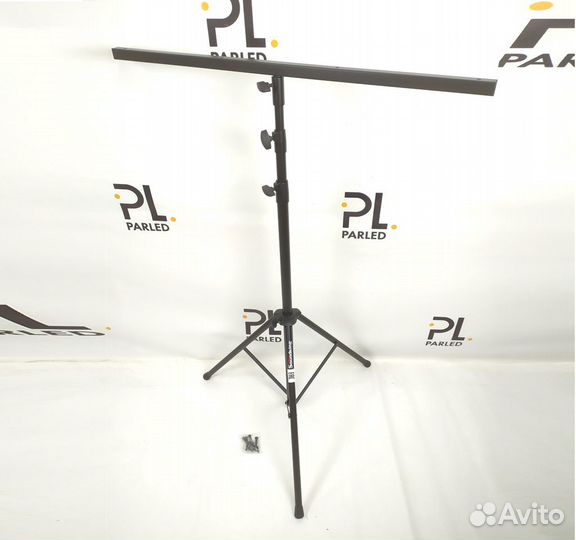 Стойка для света Soundking DA023