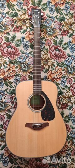 Акустическая гитара Yamaha FG800M