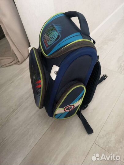 Рюкзак жёстко каркасный для школьника с 1го 5 клас