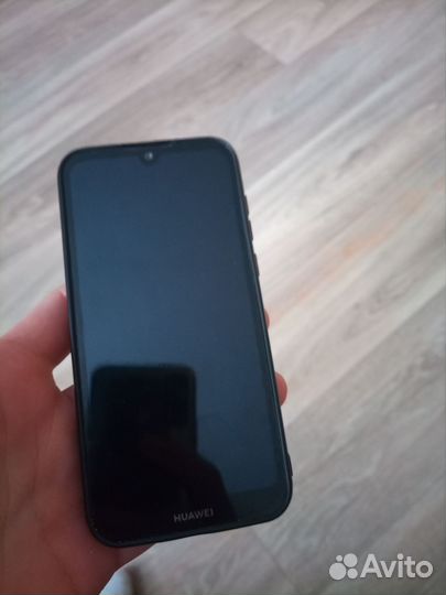 HUAWEI Y5 (2019), 2/32 ГБ