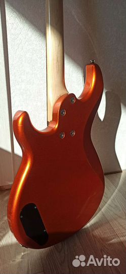 Бас гитара Yamaha BB414