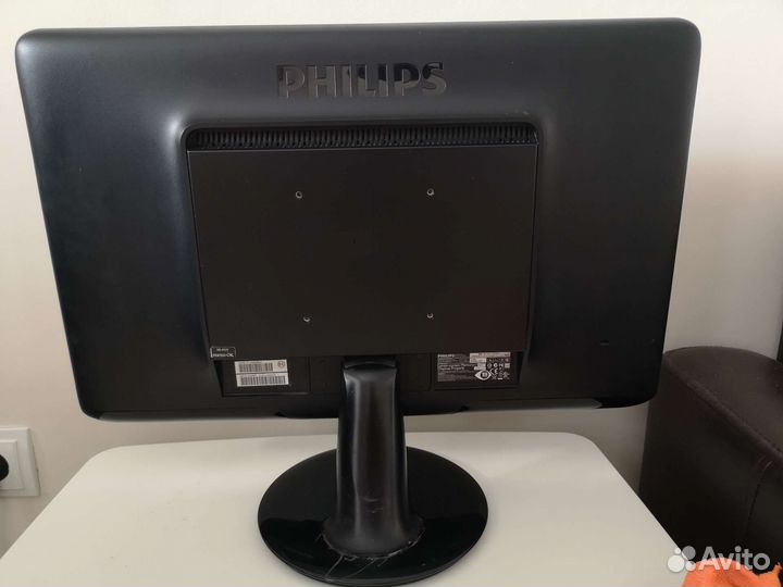 Монитор Philips 21,5'