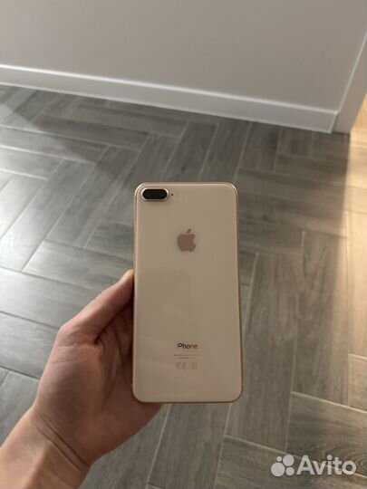 iPhone 8 Plus, 64 ГБ