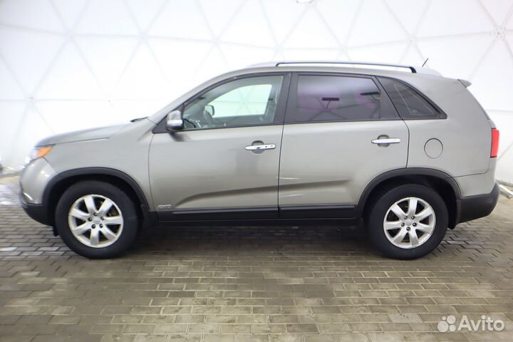 Kia Sorento 2.4 AT, 2011, 181 972 км