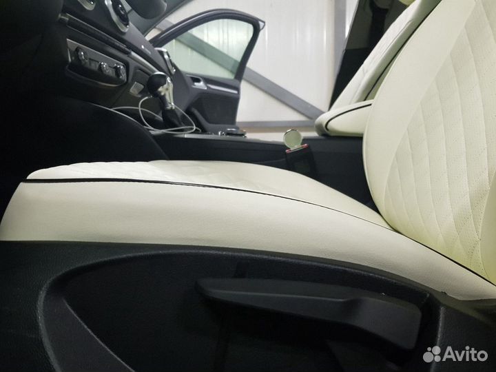 Чехлы из экокожи в Ромб на Audi A4 от Автопилот