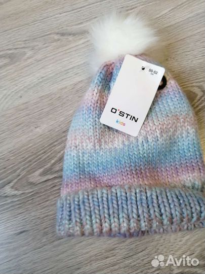Шапка для девочки новая