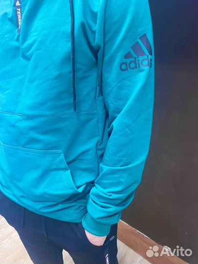 Спортивный костюм adidas terrex двойка новый
