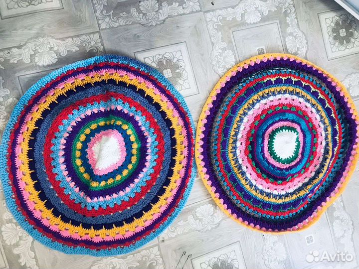 Коврик вязаный