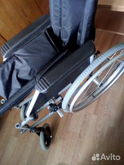 Коляска инвалидная