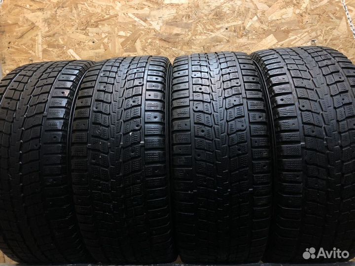 Dunlop SP Winter Ice 01 215/55 R16 97T