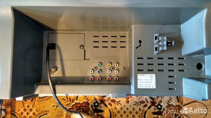 Телевизор panasonic TX-21FJ20T рабочий с пультом