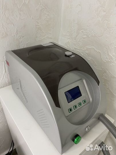 Лазер для сведения тату