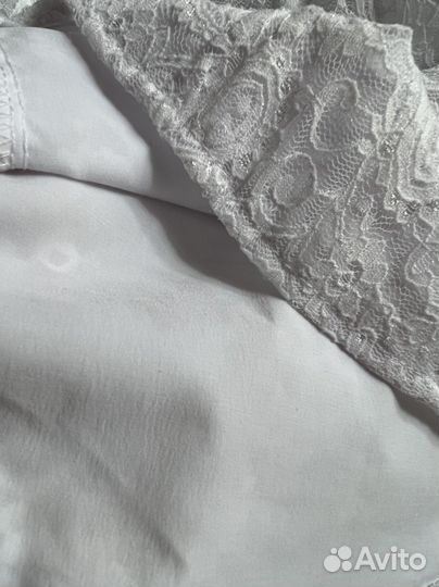 Блузка нарядная кружевная