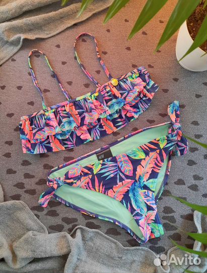 Купальник для девочки H&M (10-12лет) 146-152см