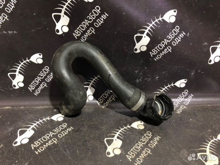 Патрубок охлаждения Ford Focus 3 хетчбэк 1 2011