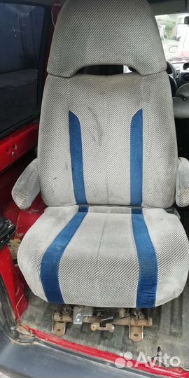 Сиденья капитанские