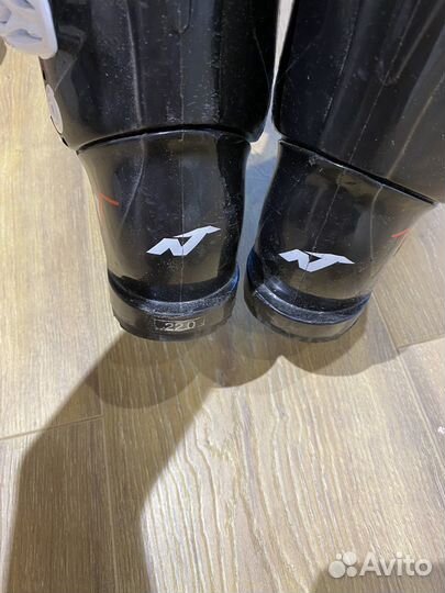 Горнолыжные ботинки детские