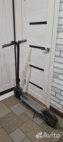 Электрический самокат xiaomi m365