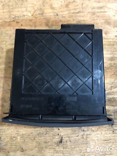 Cd-чейнджер Mercedes-Benz E-Class W211 M272E35