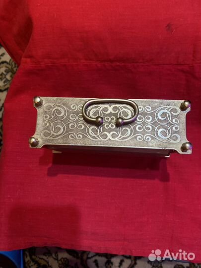 Настольные часы Слава