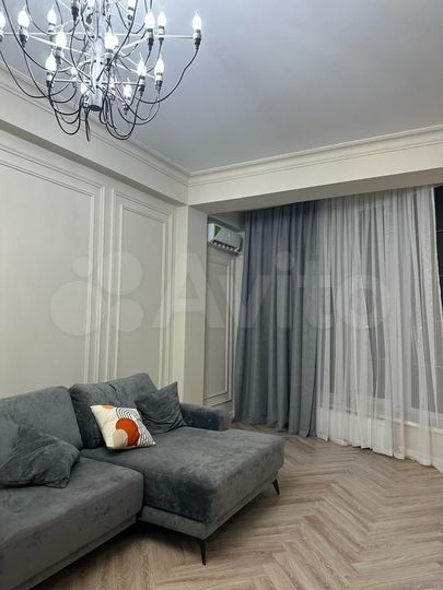 3-к. квартира, 95 м², 2/10 эт.
