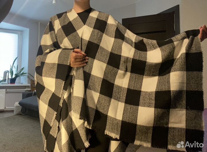 Пончо накидка шерстяная черно белая теплая