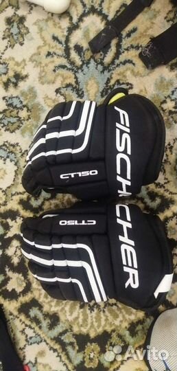 Перчатки хоккейные краги