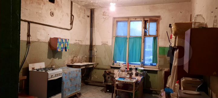 Комната 20 м² в 1-к., 1/2 эт.