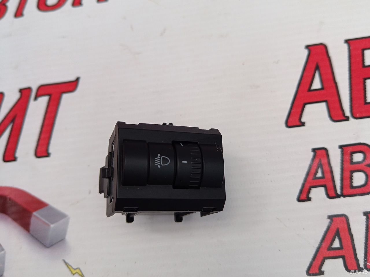 Кнопка корректора фар Фольксваген Поло 6