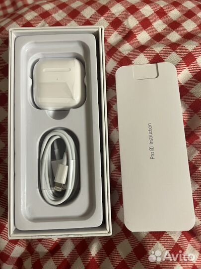 Беспроводные наушники pro 4