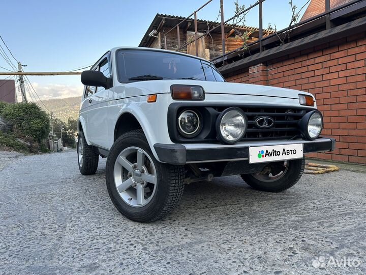 LADA 4x4 (Нива) 1.7 МТ, 2011, 90 000 км