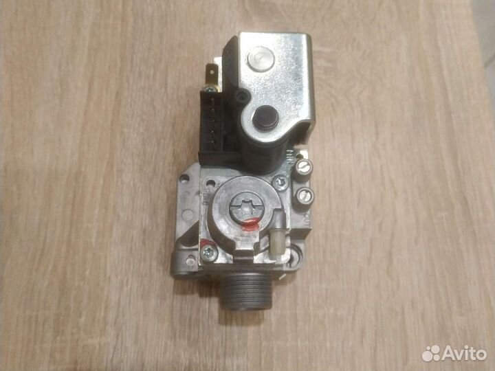 Газовый клапан Honeywell VK4105G