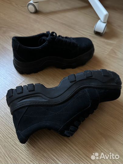 Ботинки женские 40 р. Zara