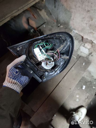 Задний фонарь nissan Almera n 15