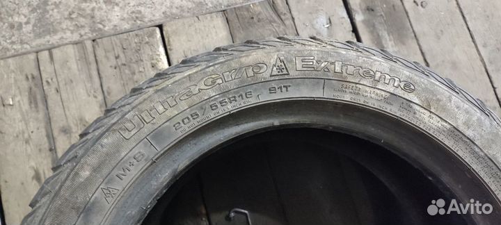 Goodyear UltraGrip Extreme 205/55 R16