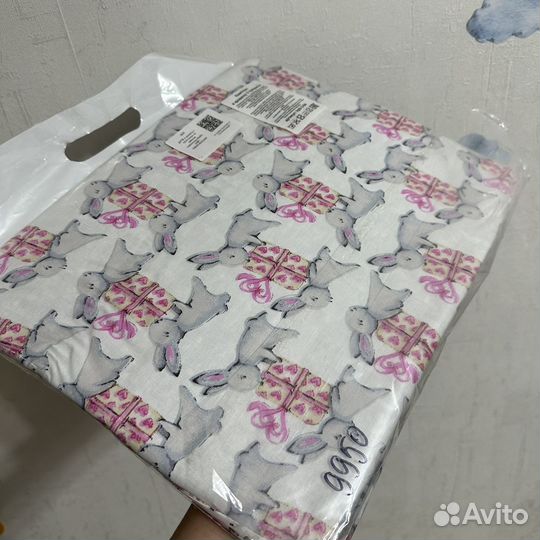 Комплект в кроватку с простынью на резинке