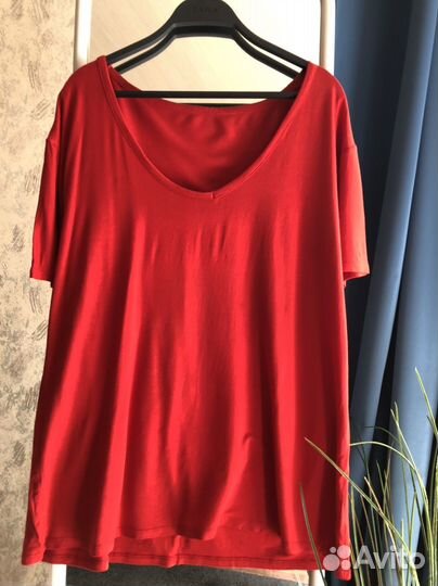 Трикотажная футболка 54 размер красная
